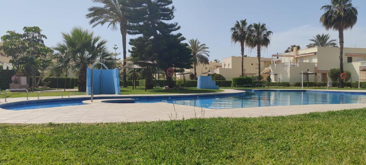 Oasis Naturista, Bahia De Vera Playas de Vera Bagian luar foto